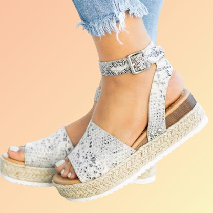 Sommer-Keilabsatz Sandale für Damen in Weiß – Bequem & Elegant Damensandale